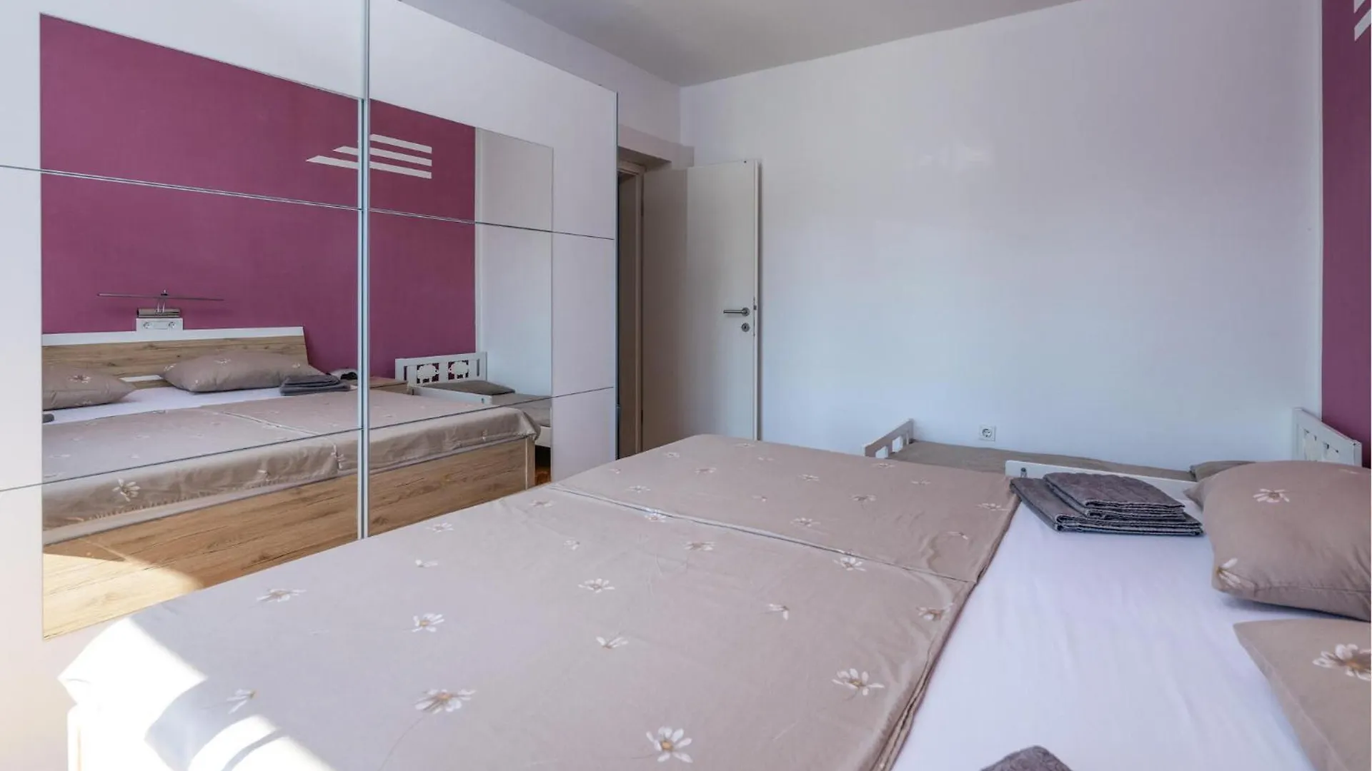 Lovely Apartment In Fazana With Lake View 크로아티아